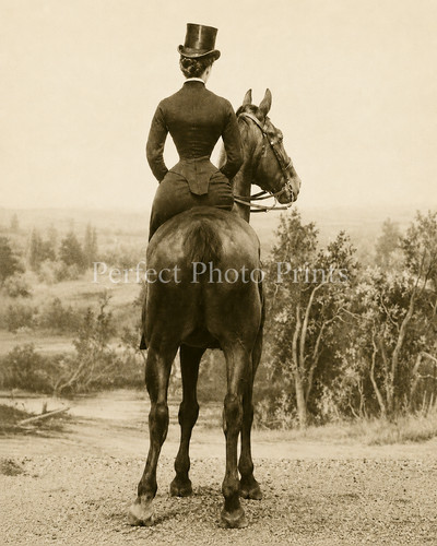 Vtg early 1900 women - women, riding