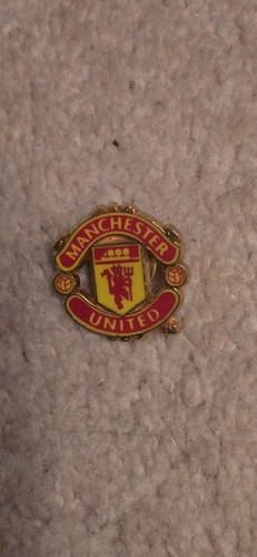 Manchester united pin badge - manchester,