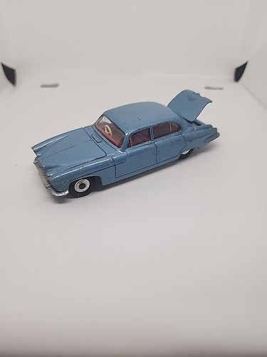 Dinky toys jaguar mark - toys, x