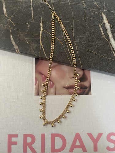 Gold link chain ball - ball, detail