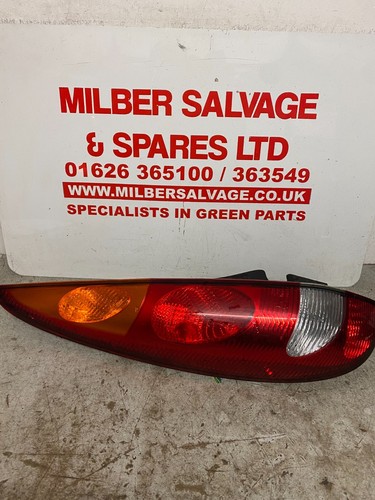 Nissan almera tino - rear, light