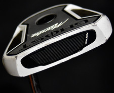 TAYLOR MADE GHOST MANTA PUTTER LENGTH: 34.5 IN RIGHT HANDED NEW GRIP