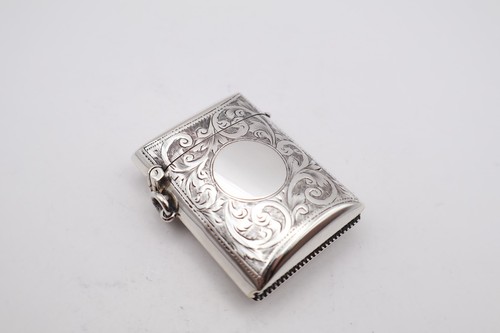 Lovely sterling silver vesta - lovely,