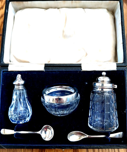 Silver trimmed piece - trimmed, 5