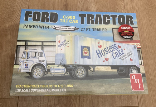 Amt model kit 1221 - model,