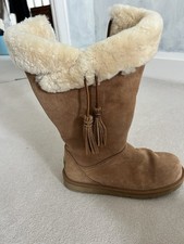 UGG Plumdale 1894 Sheepskin