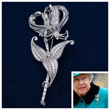 Flame Lily Brooch