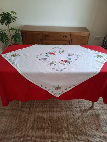 Vintage hand embroidered - hand-embroidered, cross
