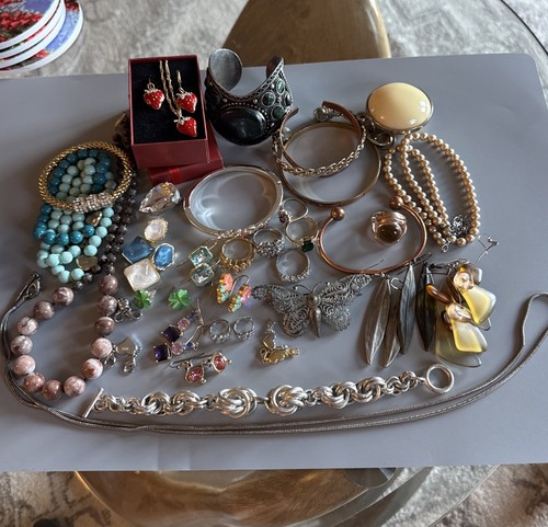 Joblot costume jewellery - joblot,