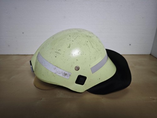 Schuberth f210 fire engine - fire,