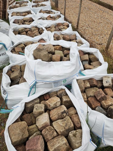 Granite cobbles reclaimed - granite,