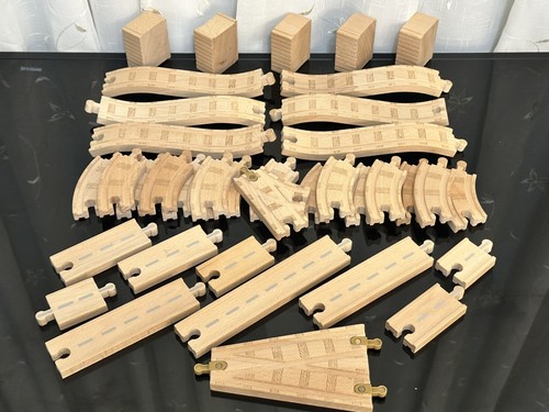 Genuine wooden thomas - ⭐️,