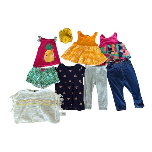 Lot baby girl clothes - of, 8