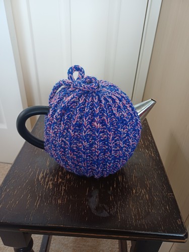 Handmade knitted tea cosy - handmade,