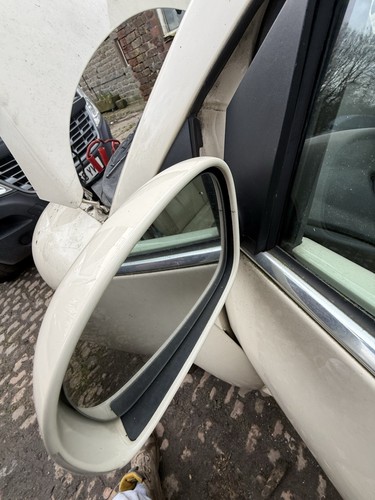 2004 volkswagen beetle - 2004,