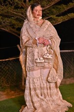 Beige/Cream Colour Beautiful 3 Peice Grararah Suite for Brides and Weddings.