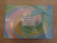 LA BELLEFEE BATH BOMBS x 4 +