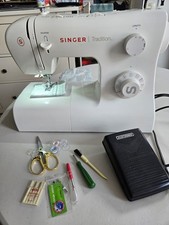 Singer Tradition 2282 Sewing