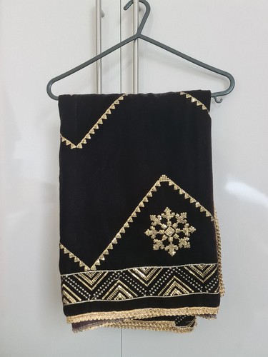 Ladies velvet shawl brand new - velvet,