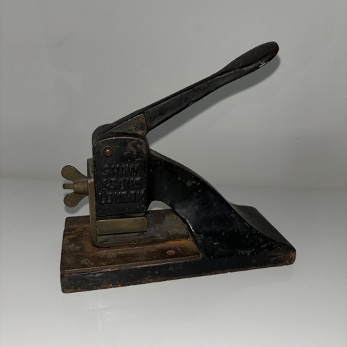 Vintage victorian cast - vintage, iron