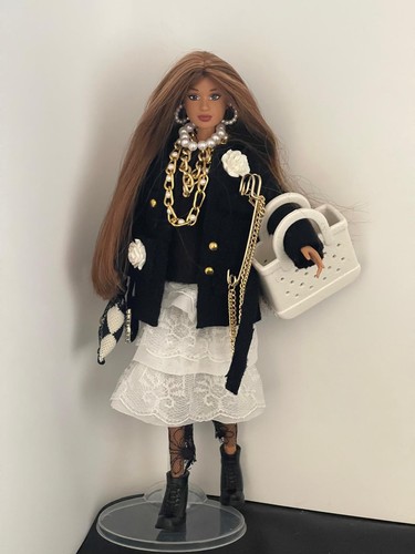 Fashion doll collector doll