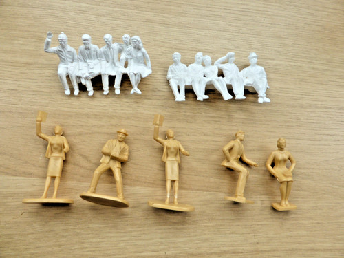 Scalextric spectators - scalextric,