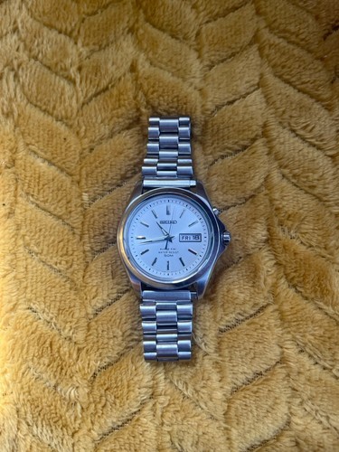 Seiko men kinetic wristwatch - seiko,