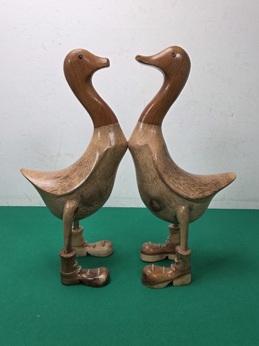 Pair carved wooden - of, cm