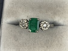 Good Vintage 18ct White Gold, Emerald & Diamond Ring, Birmingham 1983 Size I.1/2