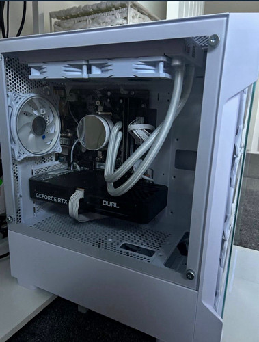 Gaming rtx 5060 - 8gb, |