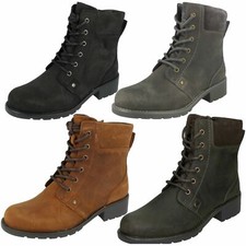 Ladies Clarks Casual Lace Up