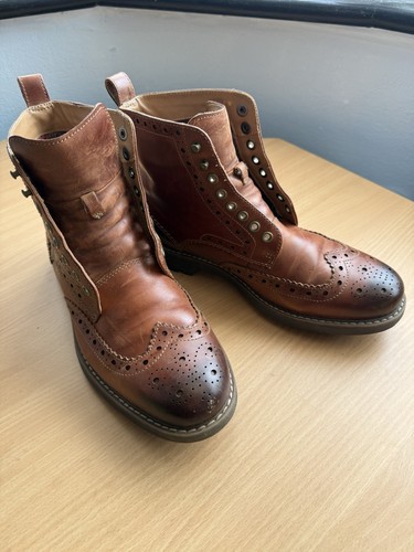 Clarks brown leather boots - brown,