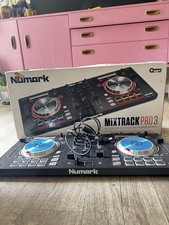 Numark Mixtrack Pro 3 All-in-One Controller Solution for Serato DJ