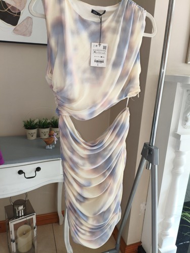 Zara sleeveless cut out midi - zara,