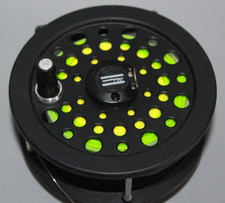SHAKESPEARE FLY FISHING GRAFLITE 2755 FLY REEL WITH FLY LINE