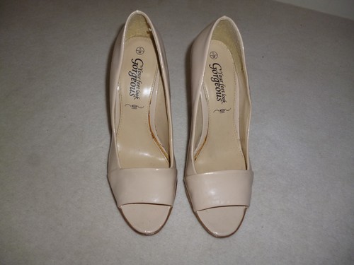 Your feet look gorgeous - , ladies