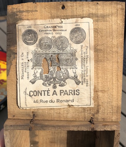 Wooden box conte - a, paris
