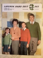 Lister Lavenda knitting