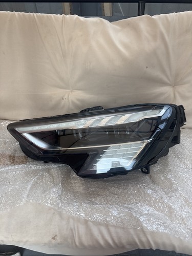 Genuine oem audi rs3 8y - audi,