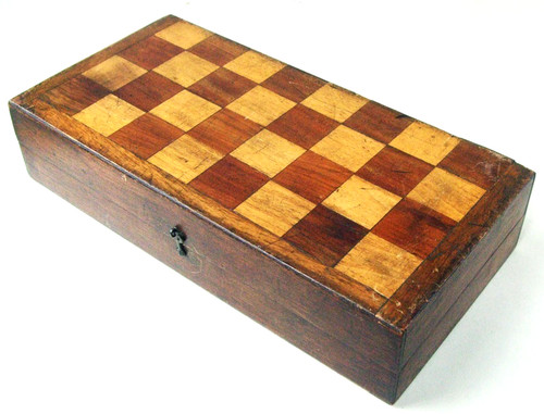 Vintage wooden chess board - wooden,