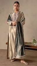 Pakistani Shalwar Kameez