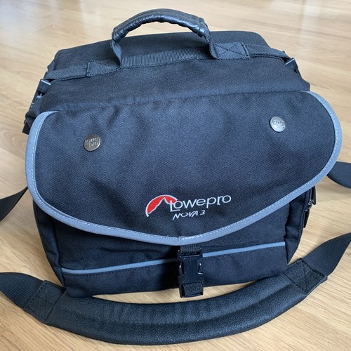 Lowepro large nova padded - 3,