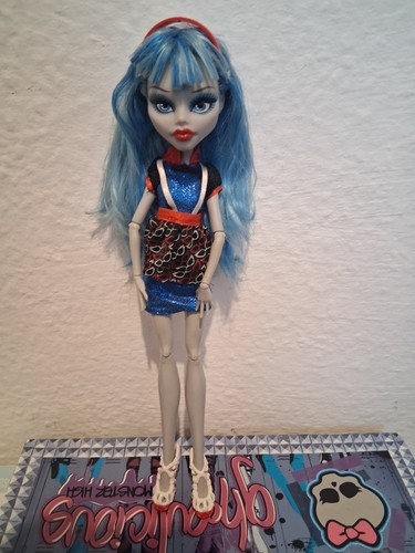 Monster high doll ghoulia - high,