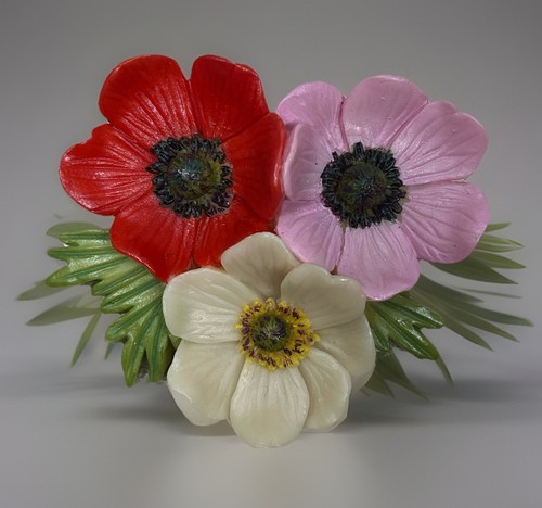 Resin pink red wild flowers - red,