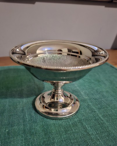 Ianthe silver plate pedestal - ianthe,