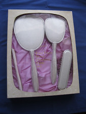 Mascot 4 Pce Metal Dressing