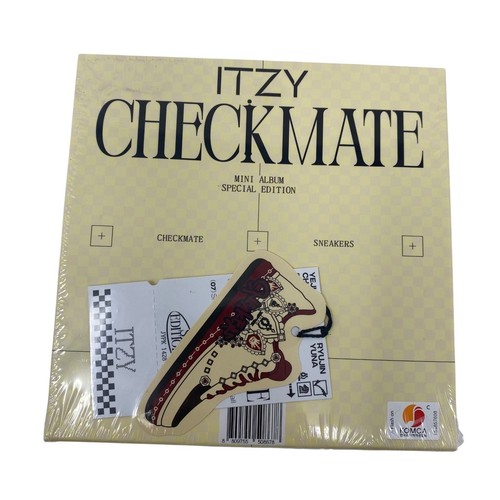 Itzy checkmate mini album - itzy,