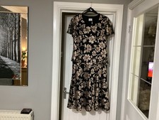 Size 14 unworn vintage black & gold occasion midi dress timeless style.