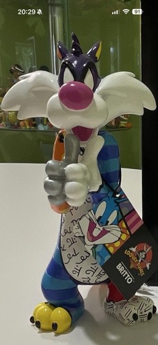 Disneys sylvester figurine - sylvester,