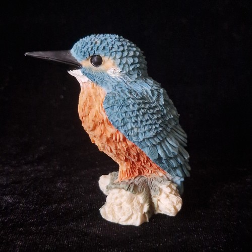 Small vintage resin kingfisher - resin,